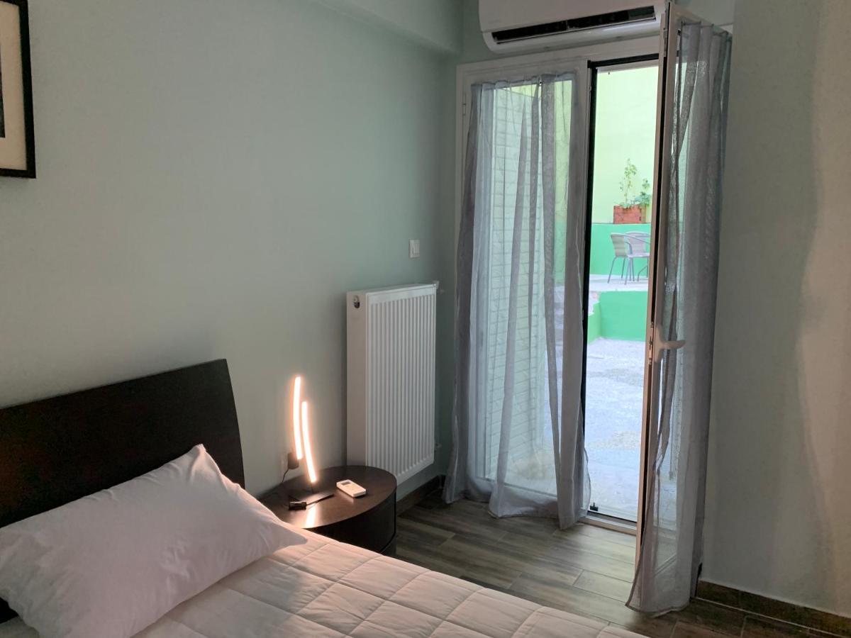 Cozy Apartment Metaxourgeio Greendom Athena Bagian luar foto